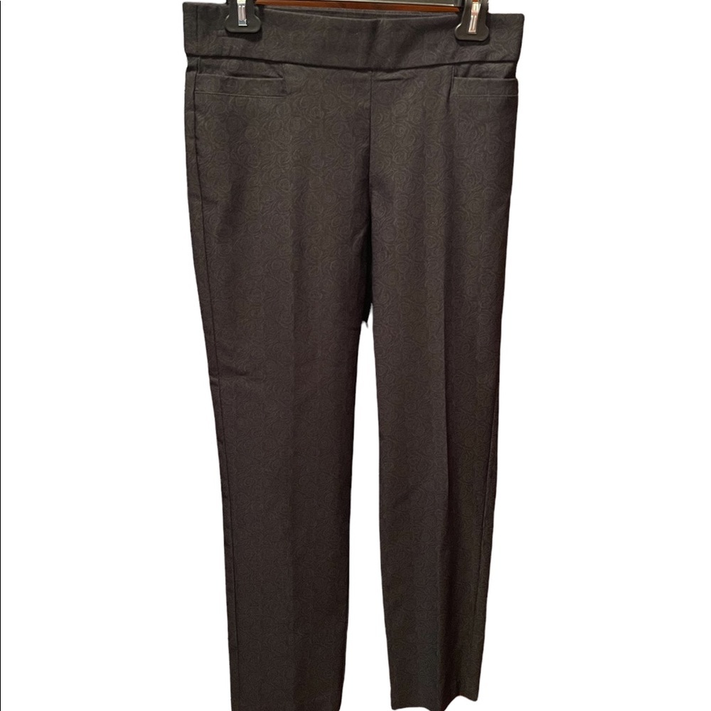 Prophecy woman’s black embossed‎ pants, stretch, comfort, size 8P